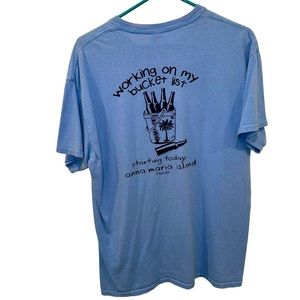 Men’s Light Blue Crew Neck Short Sleeve T-Shirt With Dark Blue Graphics. Size L.